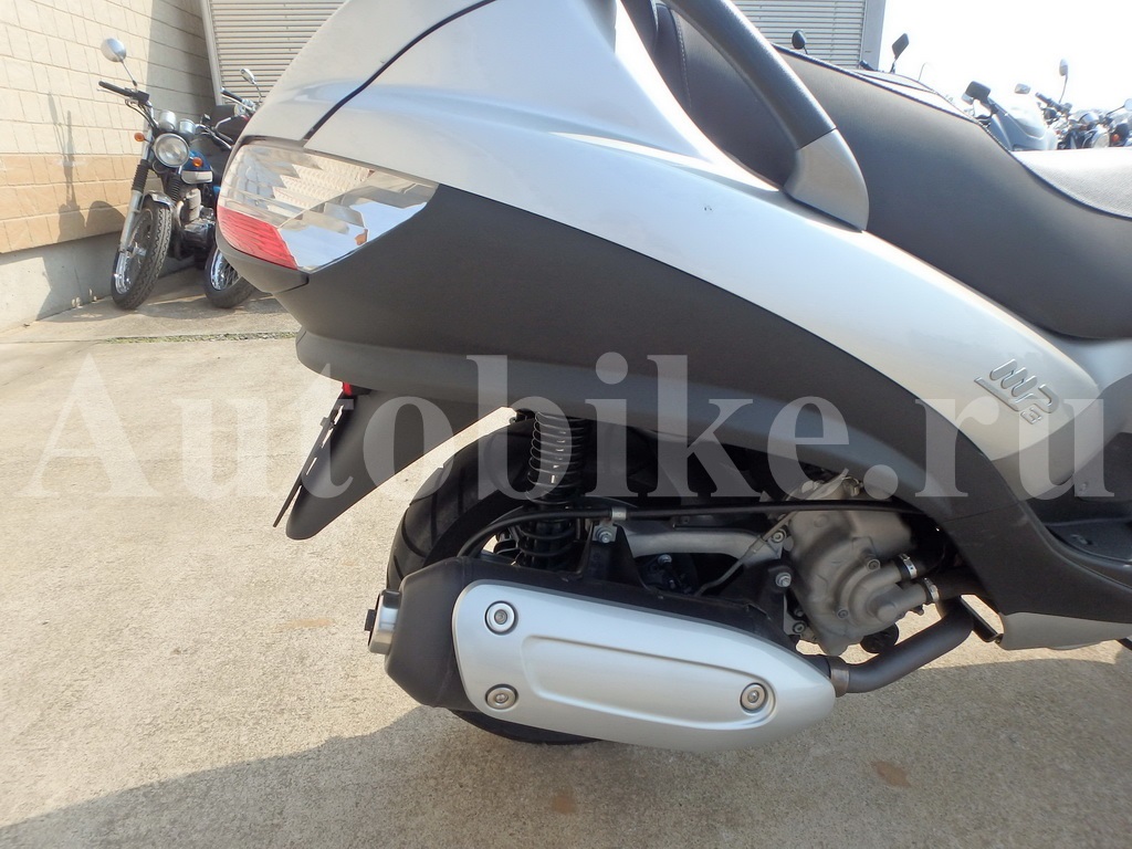 Купить мотоцикл Piaggio MP3 2008 фото 16